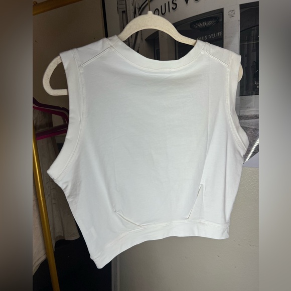 3 Crop top bundle - Picture 5 of 7